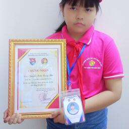 Nguyễn Trần Trang Thư - Tấm gương sáng trong học tập và hoạt động Đội
