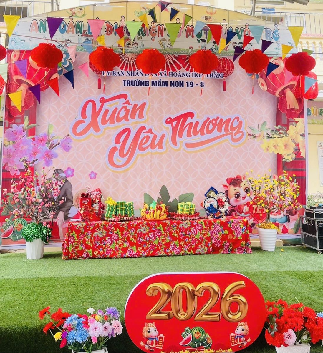 CHƯƠNG TRÌNH VĂN NGHỆ VỚI CHỦ ĐỀ “XUÂN YÊU THƯƠNG” VÀ TIỆC BUFFET CHÀO XUÂN 2026